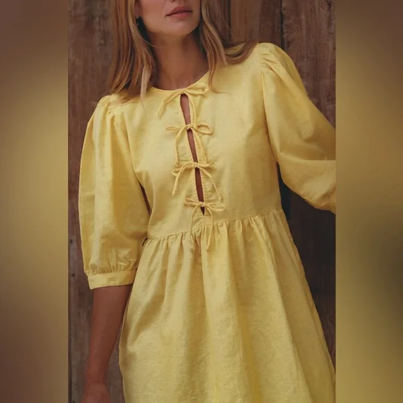 Yellow dress - Picture 1 of 2